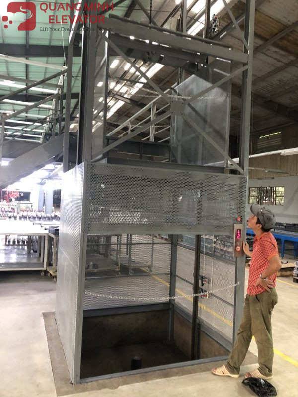 Thang Tải Hàng Không Kèm Người 500 Kg - PIN ẮC QUI BÌNH CHÁNH - Ảnh 2