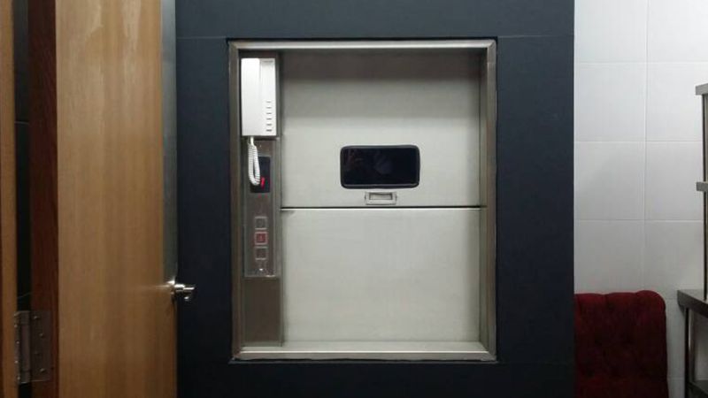 thang máy tải thực phẩm