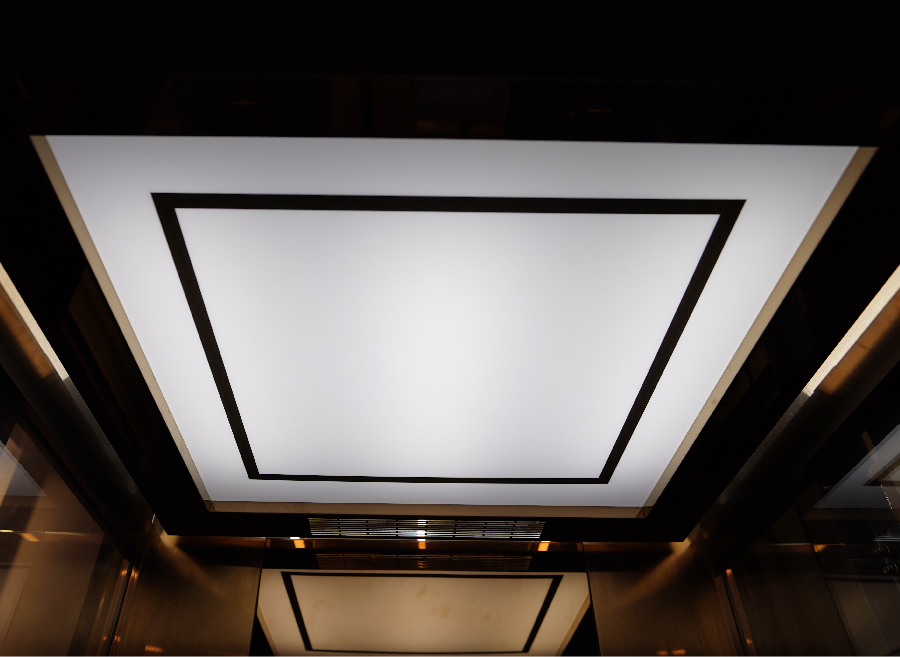 Mẫu trần thang máy ánh sáng gián tiếp